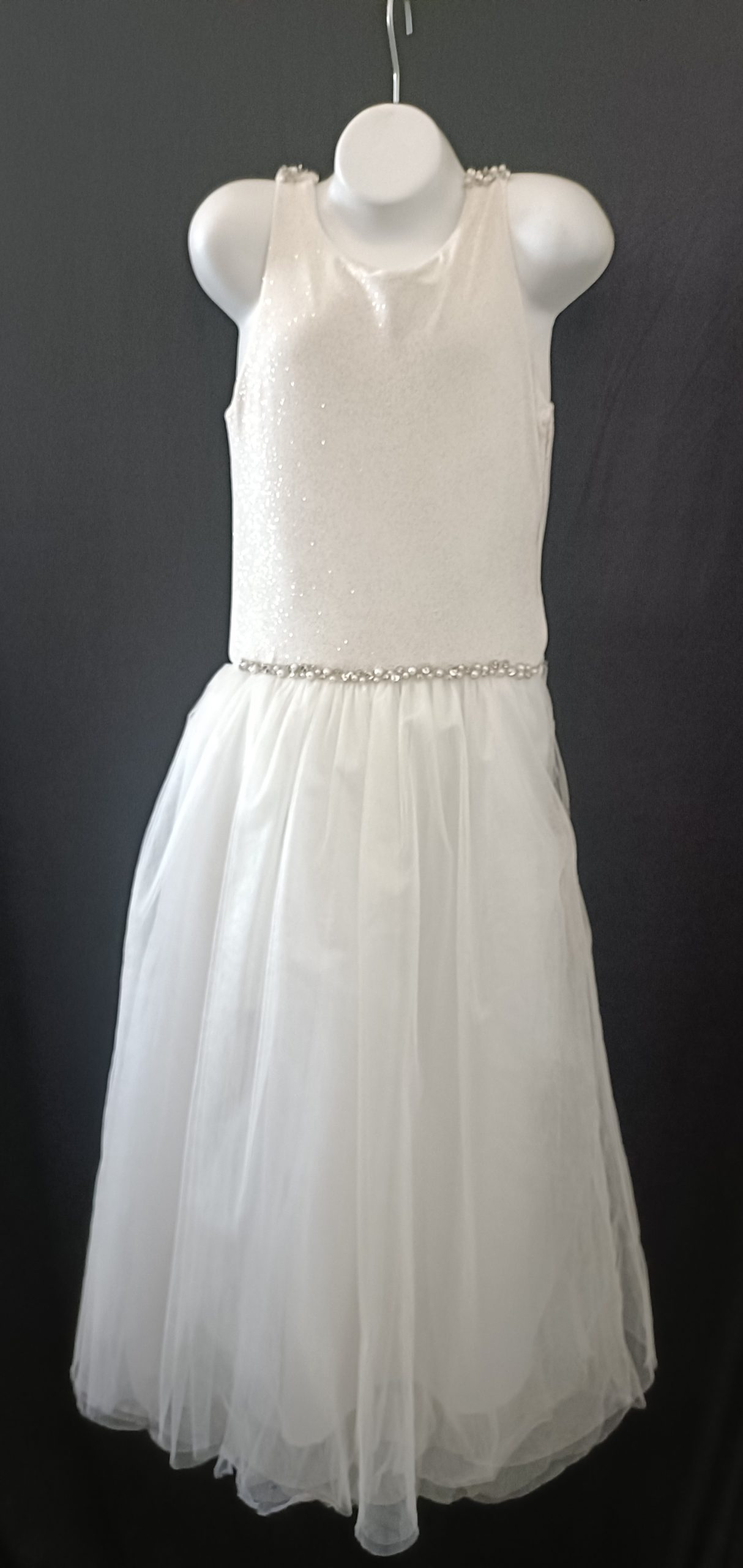 Flower Girl Dress (6 - 7 yrs)
